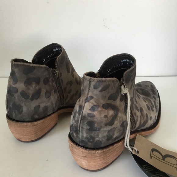 NWT Liberty Black Heart of the Wild Leopard Booties (7) 7.5 fit - Picture 7 of 9